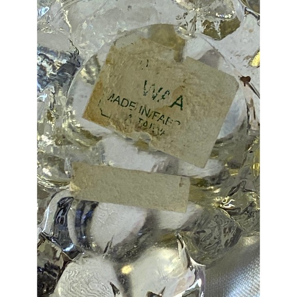 Clear Crystal Grape Cluster Paperweight / Figurine - Picture 4 of 10